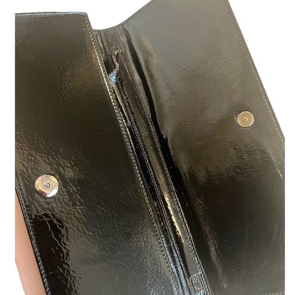 Burberry black patent clutch leather Wristlet bag/clutch - Picture 13 of 16